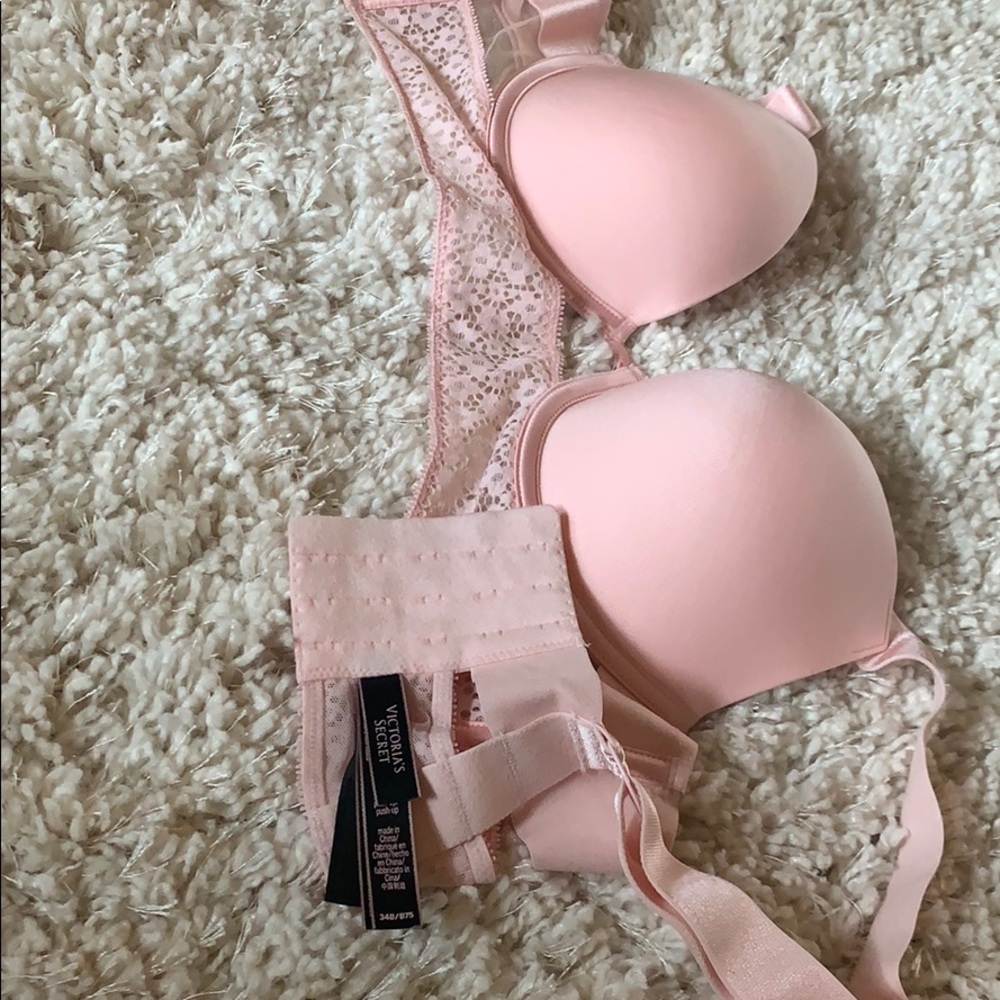 VS Bra